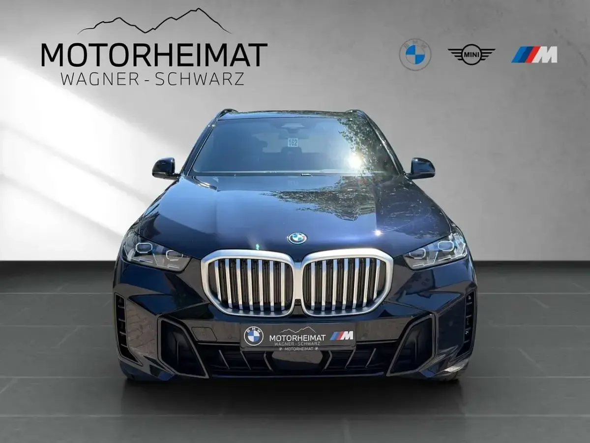 Gebraucht BMW X5 M Sport 489 PS (359 kW) 2025 Carbonschwarz SUV