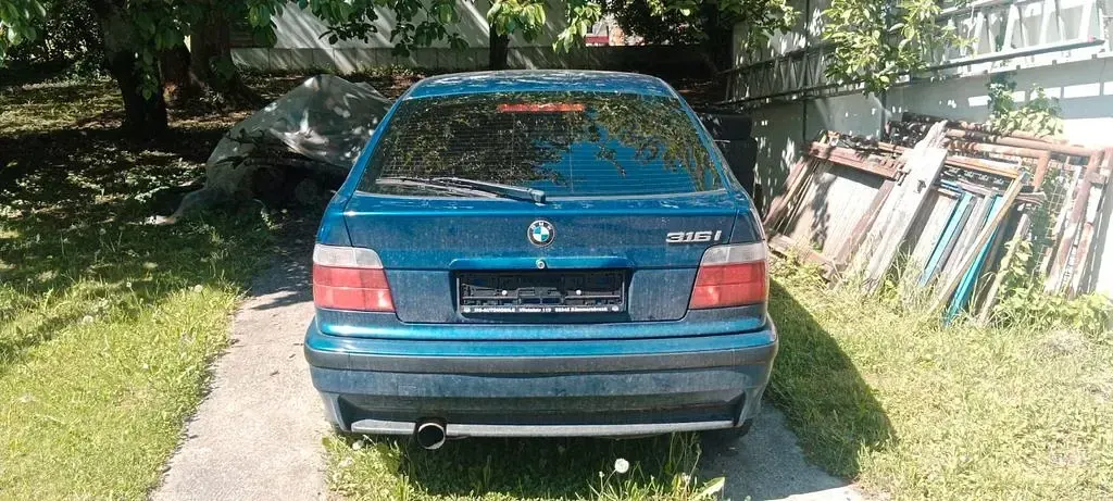 Gebraucht BMW 316 102 PS (75 kW) 1998 Blau Limousine