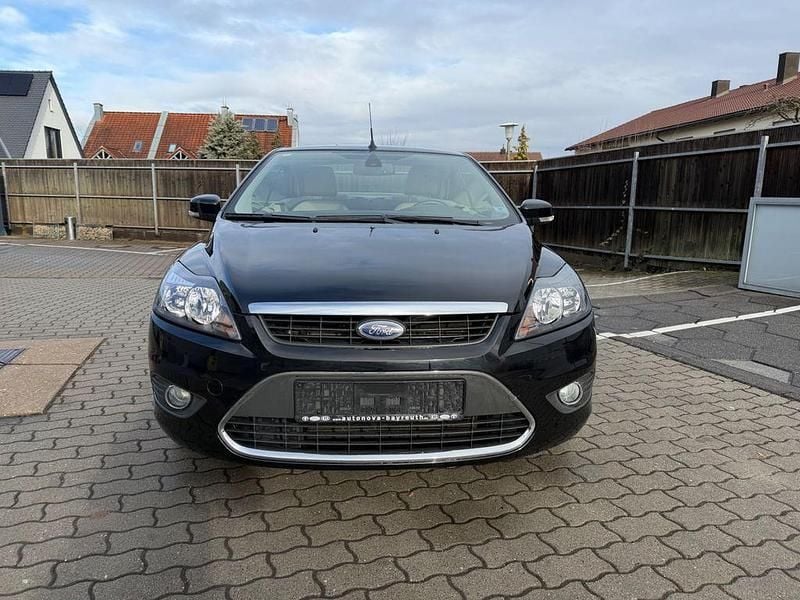 Gebraucht Ford Focus Cabriolet Titanium 145 PS (106 kW) 2010 Schwarz Cabrio