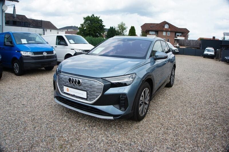Geysirblau metallic Gebraucht 2022 Audi Q4 e-tron Sport SUV | 33.420 € (Superpreis) - Bild 1/4