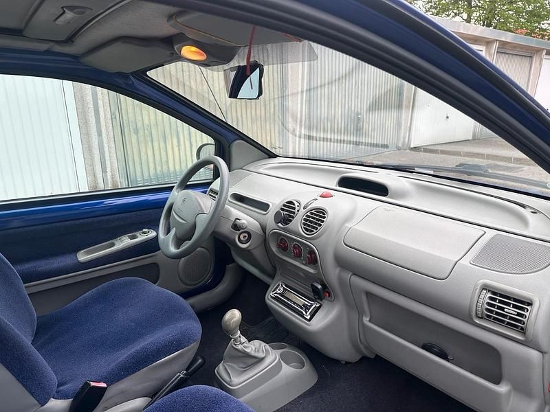 Gebraucht Renault Twingo 58 PS (42 kW) 2003 Andere farben Kleinwagen