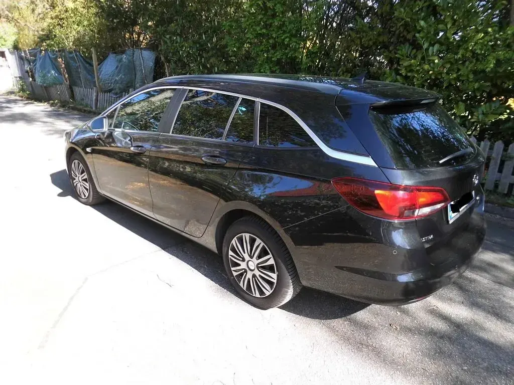 Gebraucht Opel Astra 150 PS (110 kW) 2017 Schwarz Kombi