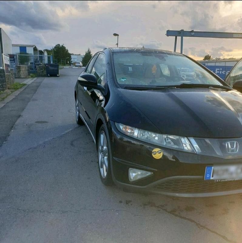 Schwarz Gebraucht 2006 Honda Civic Coupé | 1.600 € (Guter Preis) - Bild 1/4