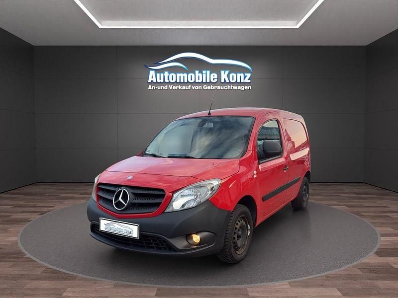 Gebraucht Mercedes Citan 111 110 PS (80 kW) 2015 Rot Van / Kleinbus