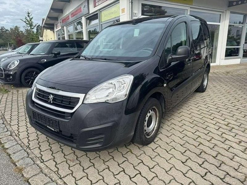 Other Gebraucht 2017 Peugeot Partner Premium Van / Kleinbus | 4.900 € (Superpreis) - Bild 1/4