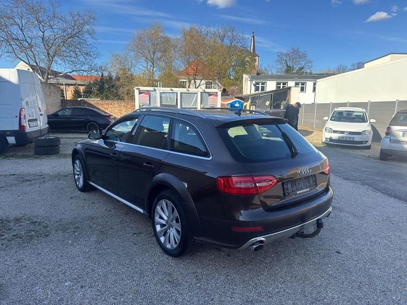 Gebraucht Audi A4 Allroad S-Line 245 PS (180 kW) 2013 Braun Kombi