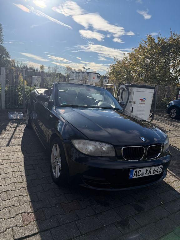 Gebraucht BMW 118 Cabriolet 143 PS (105 kW) 2009 Schwarz Cabrio