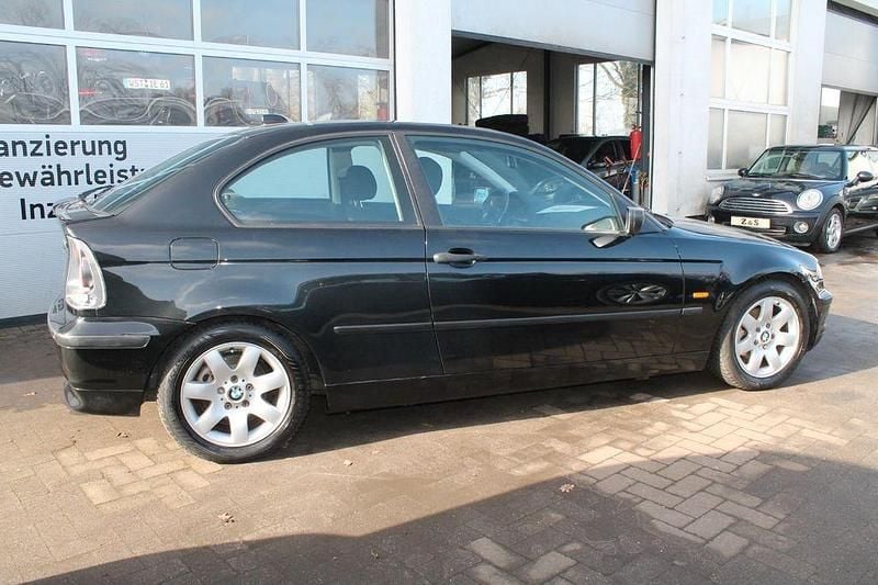 Gebraucht BMW 316 116 PS (85 kW) 2001 Schwarz Limousine
