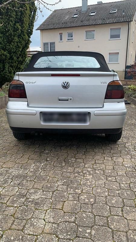 Gebraucht VW Golf Cabriolet Conceptline 100 PS (73 kW) 2002 Silber Cabrio