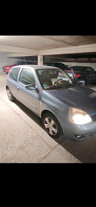 Gebraucht Renault Clio II Campus 54 PS (39 kW) 2007 Blau Kleinwagen