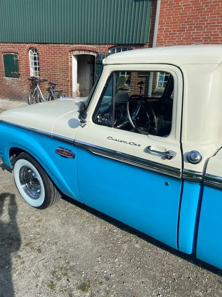 Gebraucht Ford F100 208 PS (152 kW) 1966 Blau Pickup