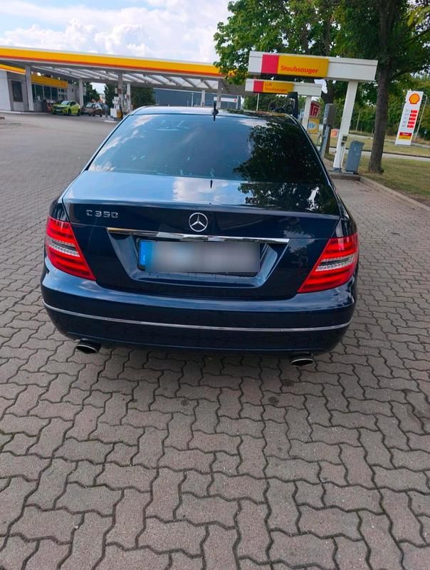 Gebraucht Mercedes C350 306 PS (225 kW) 2013 Blau Limousine