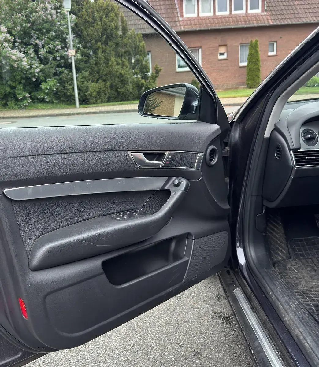 Gebraucht Audi A6 Ambiente 170 PS (125 kW) 2007 Grau Kombi