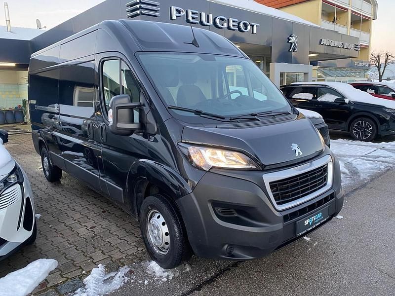 Grau Gebraucht 2021 Peugeot Boxer Van | 19.900 € (Fairer Preis) - Bild 1/1