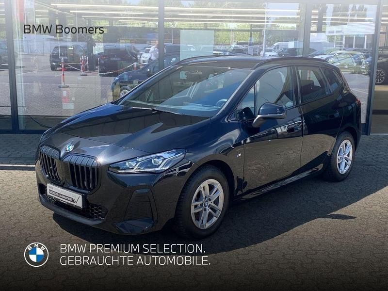 Schwarz Gebraucht 2024 BMW 220 Active Tourer M Sport Van / Kleinbus | 30.990 € (Fairer Preis) - Bild 1/3