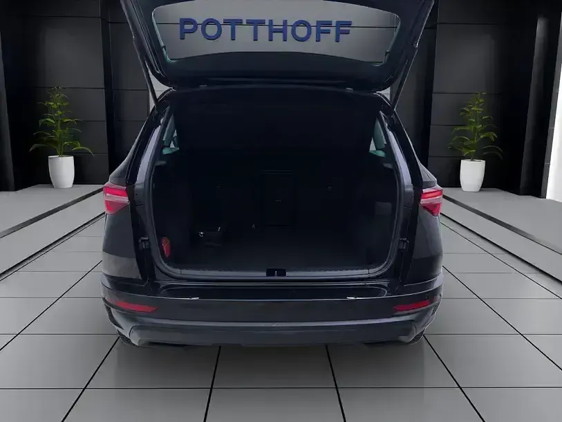 Gebraucht Skoda Karoq Ambition 150 PS (110 kW) 2022 Blackmagic perleffekt SUV