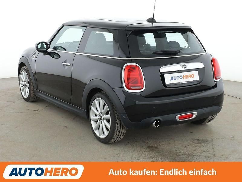 Gebraucht Mini Cooper 136 PS (100 kW) 2019 Schwarz Kleinwagen