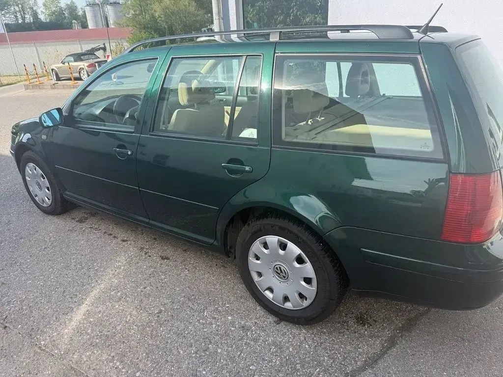 Occasion VW Bora Highline 150 ch (110 kW) 1999 Vert Berline