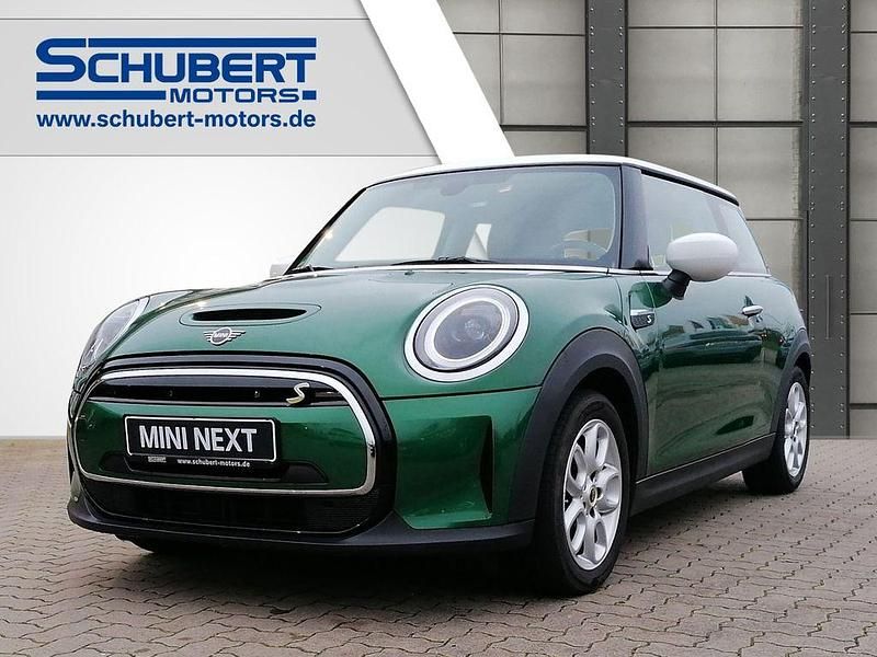 Grün Gebraucht 2021 Mini Cooper SE Classic Kleinwagen | 16.290 € (Guter Preis) - Bild 1/4
