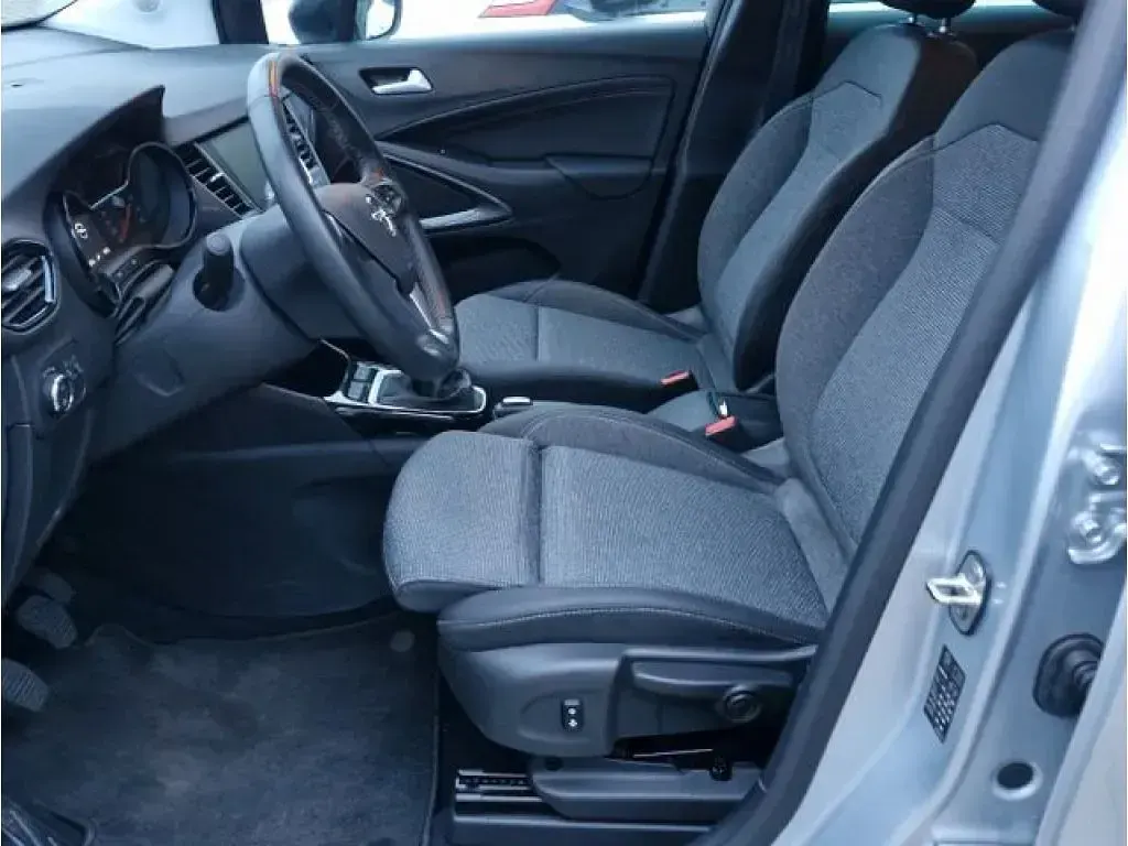 Gebraucht Opel Crossland Elegance 110 PS (80 kW) 2024 Aluminiumgrau metallic (b (metallic) SUV