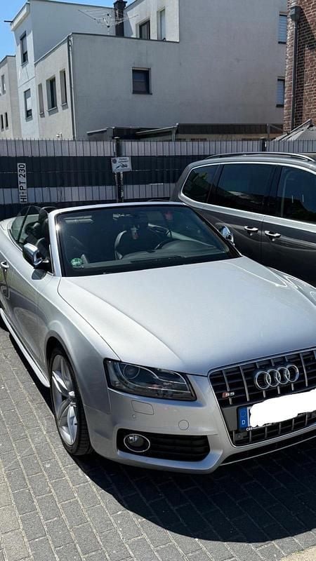 Gebraucht Audi Cabriolet 333 PS (244 kW) 2011 Silber Cabrio