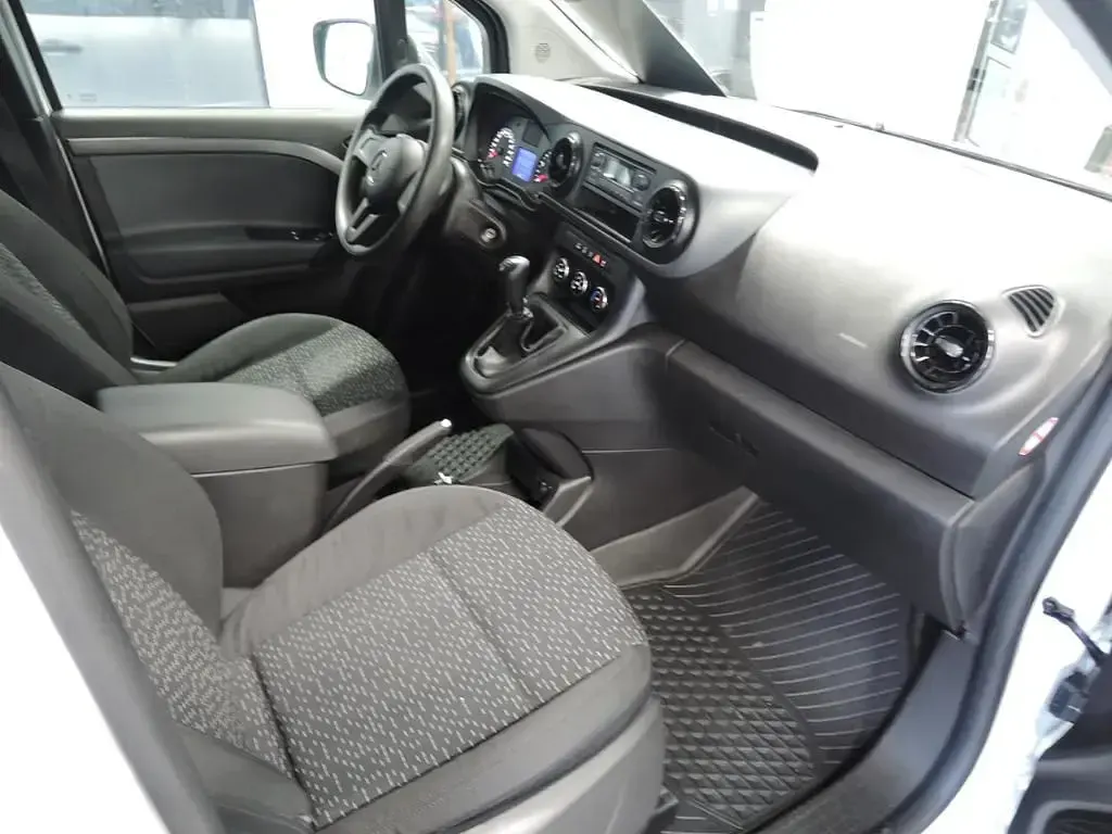 Gebraucht Mercedes Citan 112 116 PS (85 kW) 2023 Weiß arktikweiß Van / Kleinbus