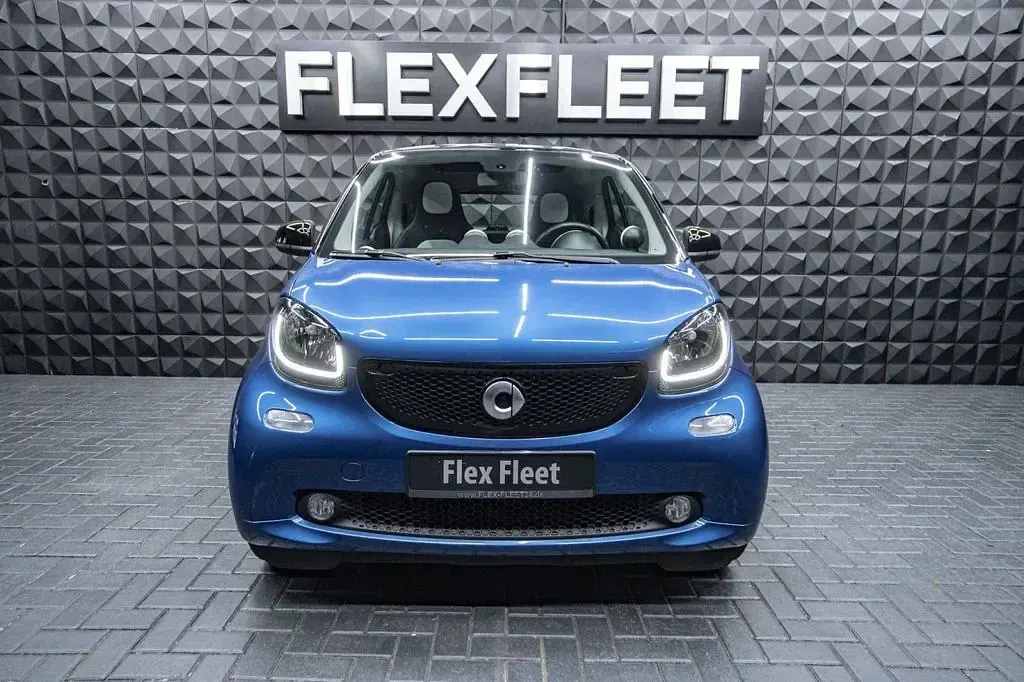 Gebraucht Smart ForTwo Coupé Passion 90 PS (66 kW) 2016 Blau Coupé