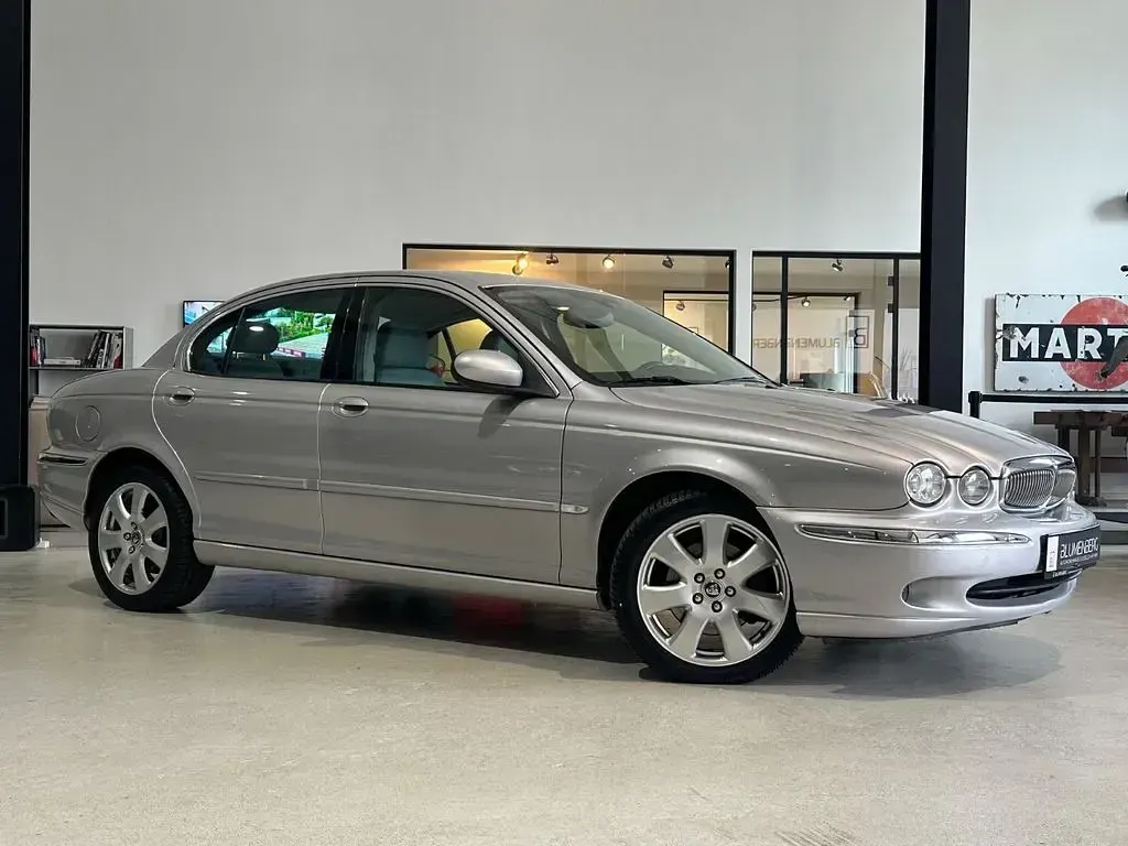 Gebraucht Jaguar X-type Executive 230 PS (169 kW) 2004 Silber Limousine