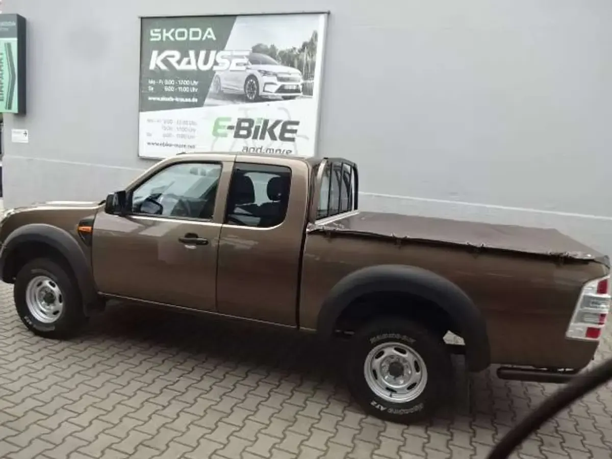 Gebraucht Ford Ranger XL 143 PS (105 kW) 2011 Bronze Pickup