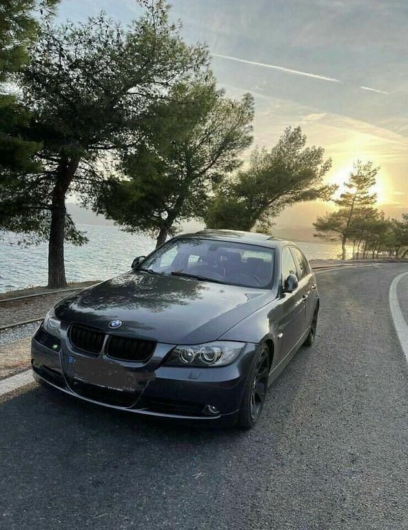 Second-hand BMW 325 218 CP (160 kW) 2004 Gri Berlinǎ