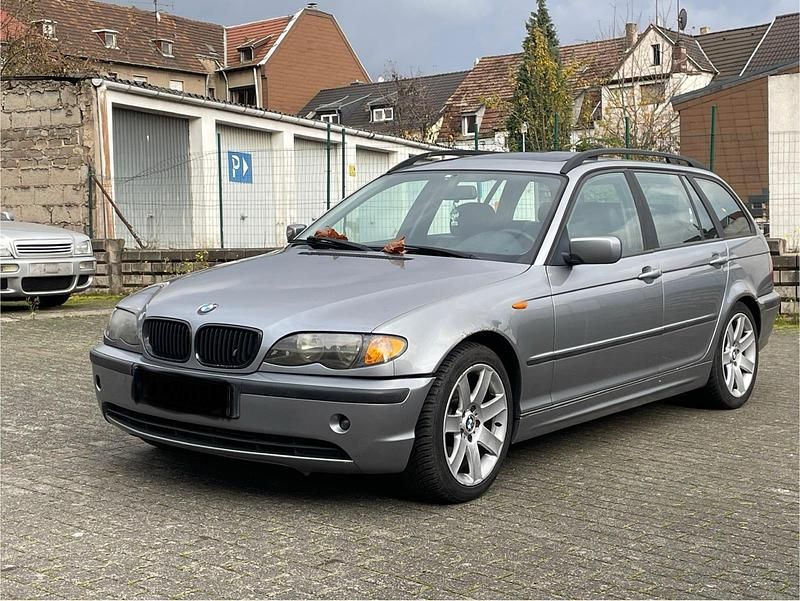 Silber Gebraucht 2004 BMW 320 M Sport Kombi | 1.500 € (Guter Preis) - Bild 1/4