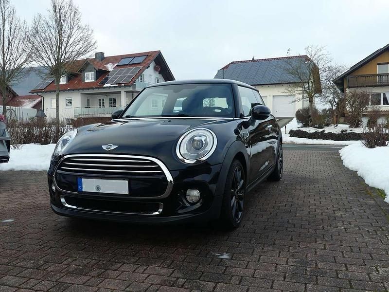 Gebraucht Mini Cooper Chili 136 PS (100 kW) 2016 Schwarz Kleinwagen