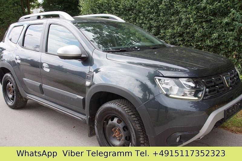 Grau Gebraucht 2018 Dacia Duster Prestige SUV | 11.304 € (Teuer) - Bild 1/4