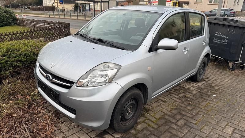 Gebraucht Subaru Justy 69 PS (50 kW) 2010 Silber Kleinwagen