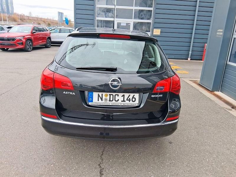 Gebraucht Opel Astra Edition 95 PS (69 kW) 2014 Schwarz Kombi