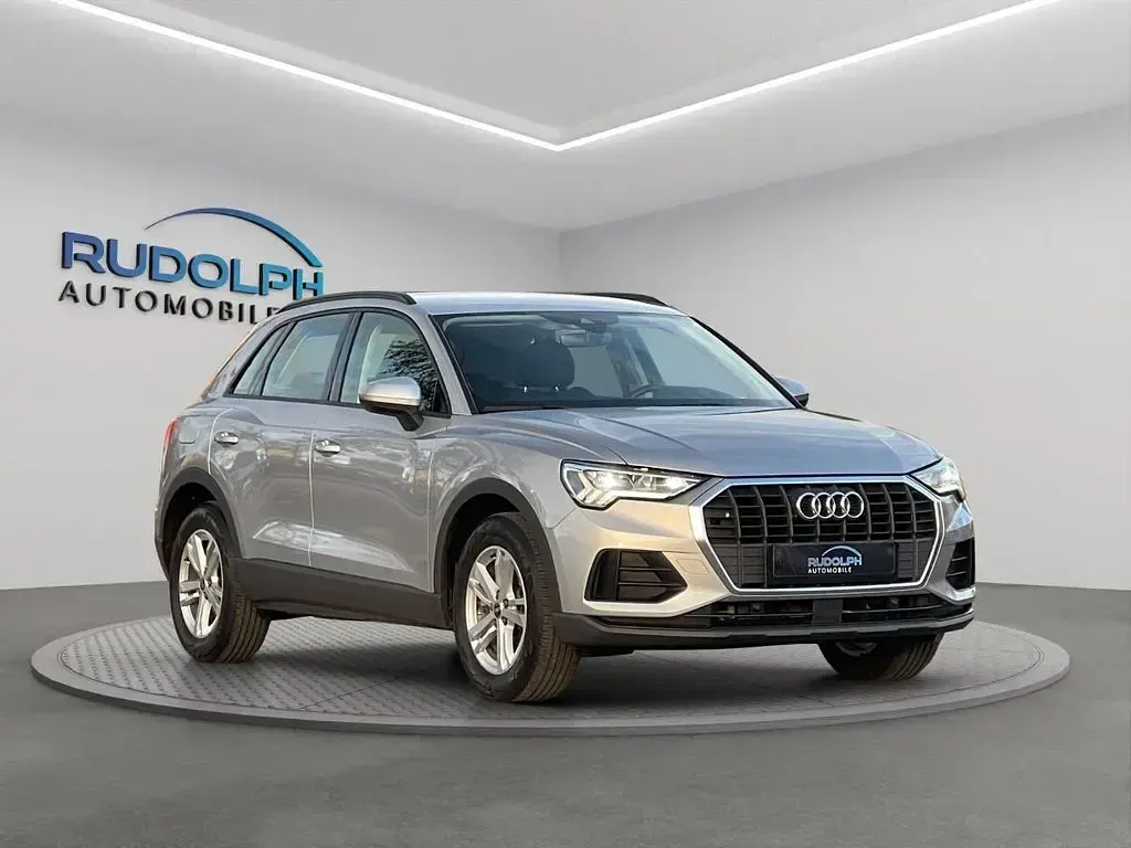 Gebraucht Audi Q3 Sport 150 PS (110 kW) 2022 Silber SUV