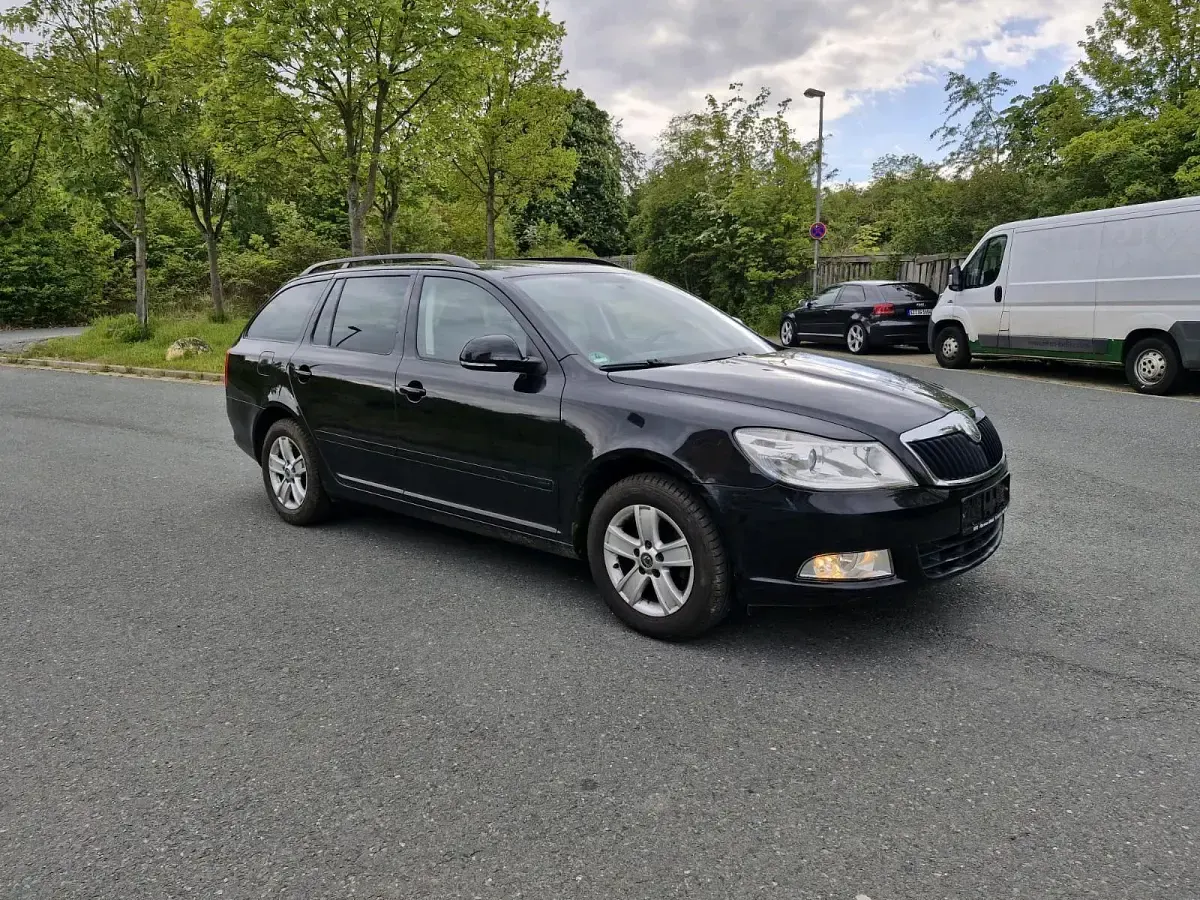 Brugt Skoda Octavia 122 HK (89 kW) 2010 Sort Stationcar