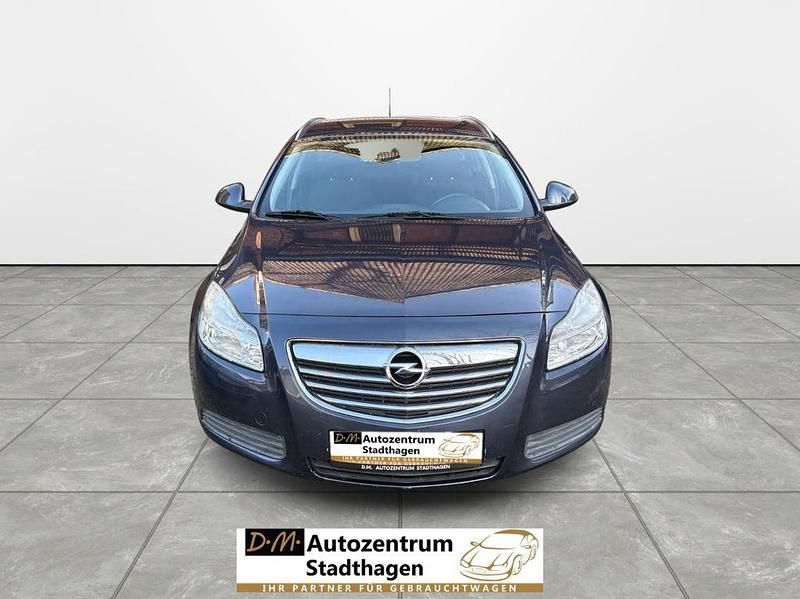 Gebraucht Opel Insignia Edition 140 PS (102 kW) 2010 Blau Kombi