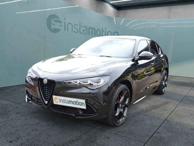 Gebraucht Alfa Romeo Stelvio Competizione 209 PS (153 kW) 2023 Schwarz SUV