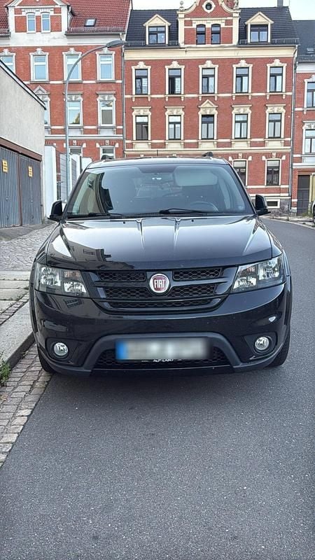 Gebraucht Fiat Freemont 170 PS (125 kW) 2014 Schwarz SUV