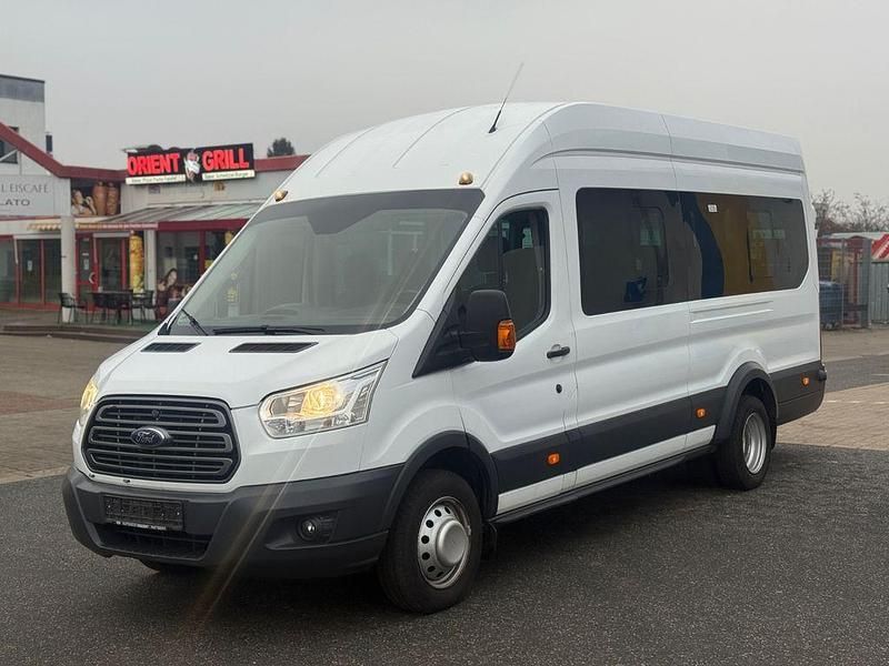 Weiß Gebraucht 2015 Ford Transit Trend Van / Kleinbus | 17.800 € - Bild 1/4