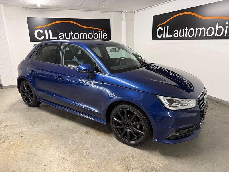 Gebraucht Audi A1 Sportback Basis 95 PS (69 kW) 2017 Blau Kleinwagen