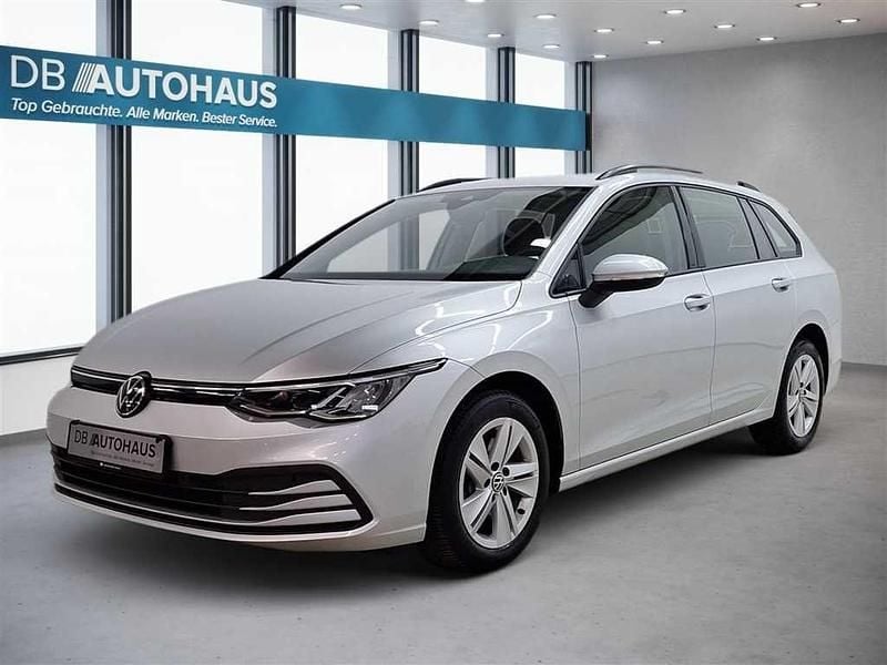 Silber Gebraucht 2023 VW Golf VIII Life Kombi | 20.640 € (Guter Preis) - Bild 1/4