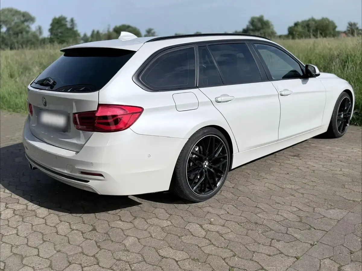 Gebraucht BMW 320 190 PS (139 kW) 2017 Weiß Kombi