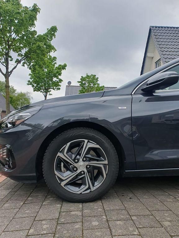 Gebraucht Hyundai i30 Edition 30 160 PS (117 kW) 2023 Grau Limousine