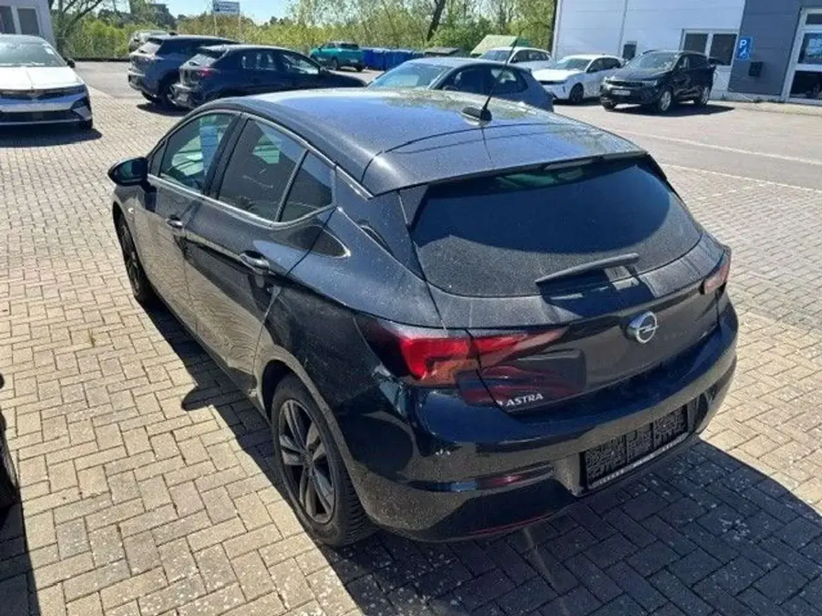 Gebraucht Opel Astra 145 PS (106 kW) 2020 Onyx schwarz Limousine