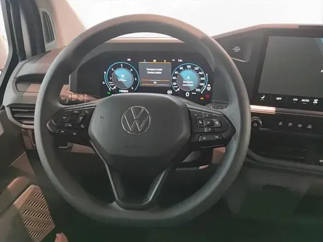 Gebraucht VW T7 150 PS (110 kW) 2025 Weiß Van
