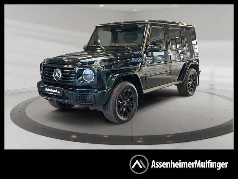 Grün Gebraucht 2024 Mercedes G450 Night SUV | 146.132 € - Bild 1/4