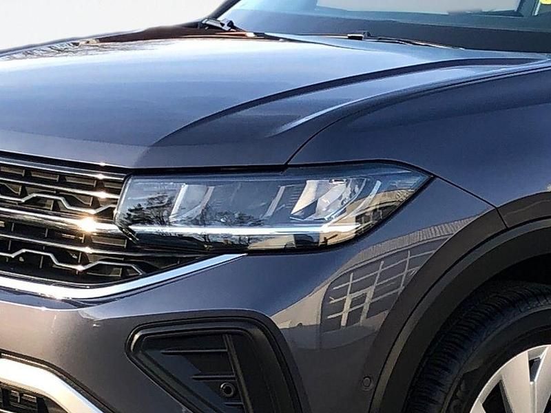 Gebraucht VW T-Cross Life 116 PS (85 kW) 2024 Grau SUV