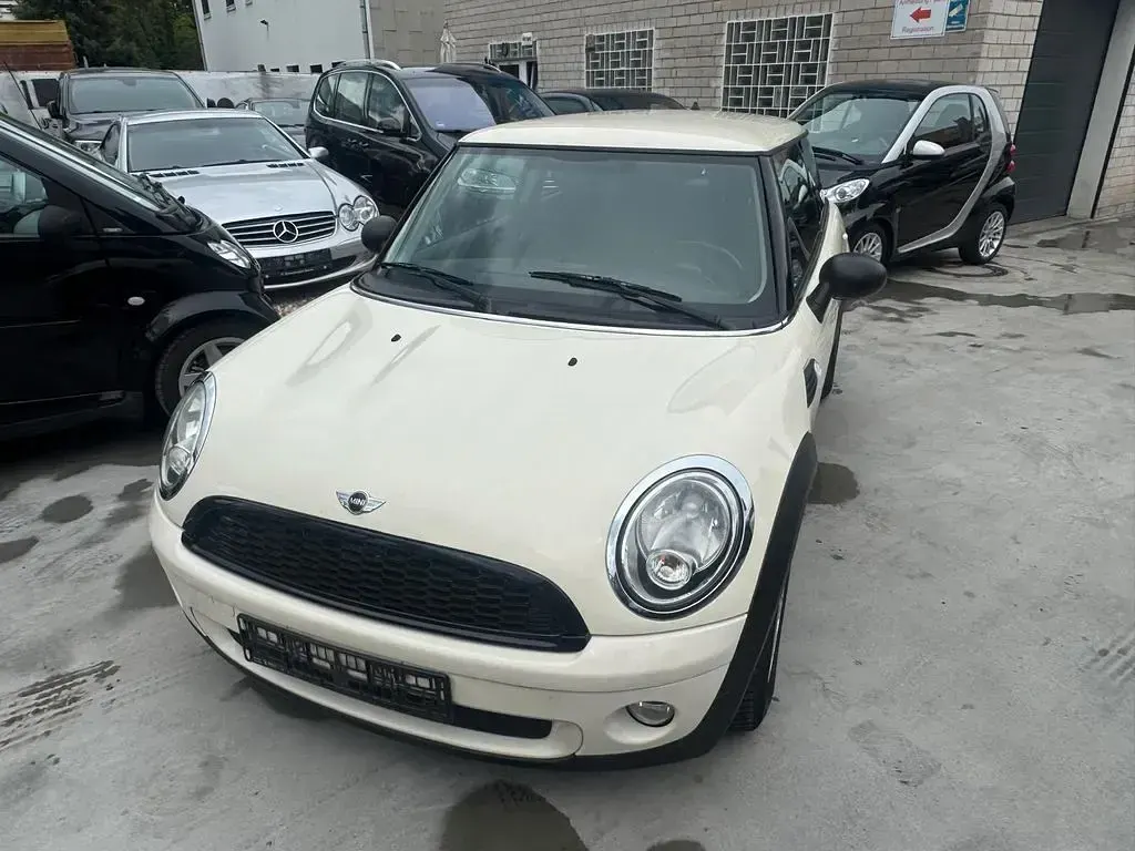 Gebraucht Mini ONE 75 PS (55 kW) 2009 Weiß Kleinwagen